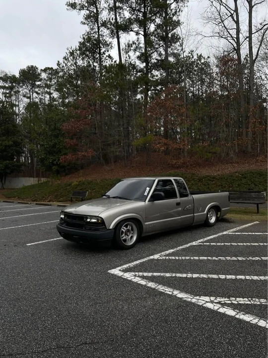 2000 Chevrolet S-10 - Image 8 of 8