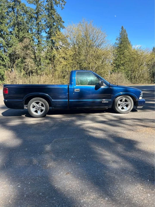 2000 Chevrolet S-10 - Image 6 of 10