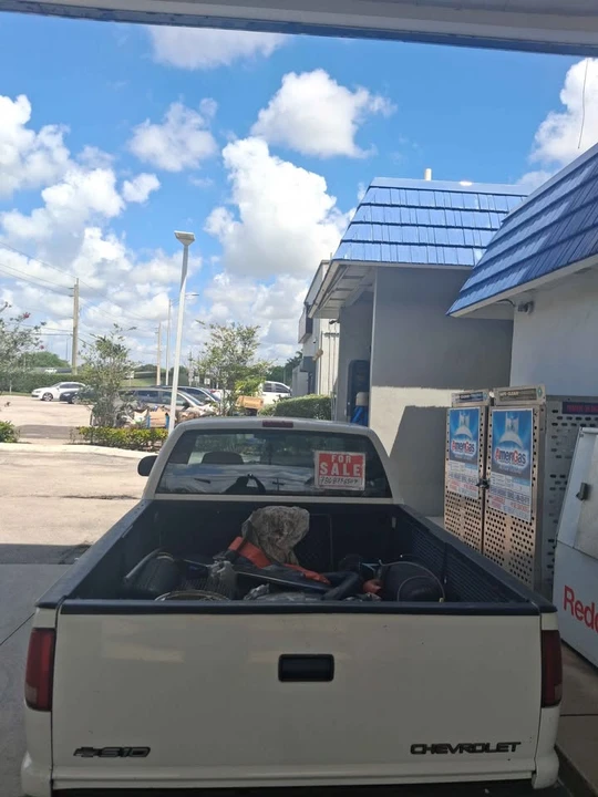 2000 Chevrolet S-10 - Image 11 of 11
