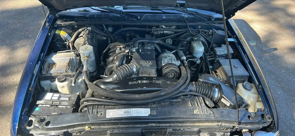2000 Chevrolet S-10 - Image 10 of 10