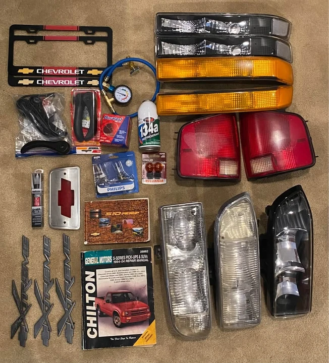 2000 Chevrolet S-10 - Image 19 of 20