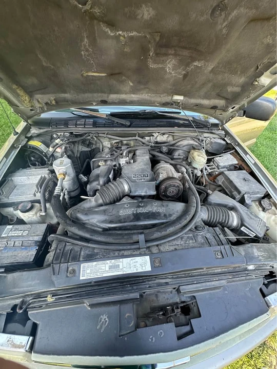 2000 Chevrolet S-10 - Image 7 of 7