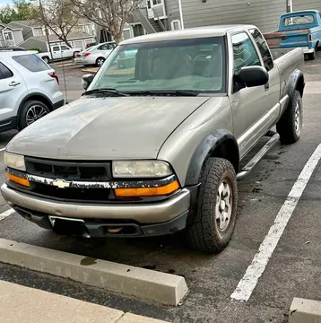 2000 Chevrolet S-10 ZR2