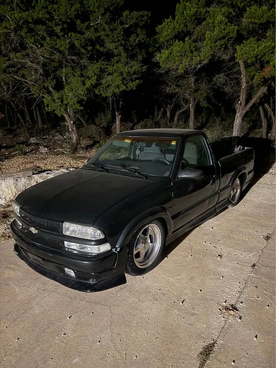 2000 Chevrolet S-10 - Image 9 of 11