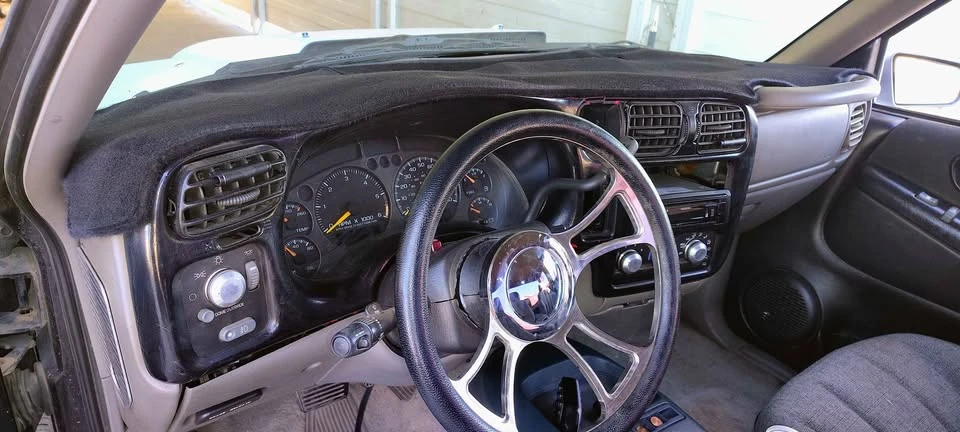 2000 Chevrolet S-10 Blazer 2nd Gen - Image 5 of 8