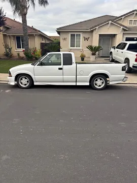 2000 Chevrolet S-10