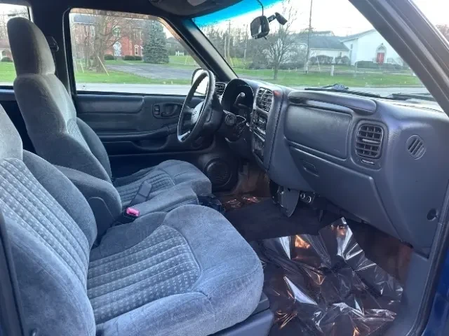 2000 Chevrolet S-10 Blazer 2nd Gen - Image 6 of 6