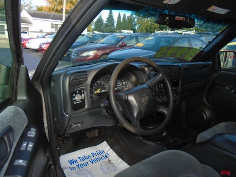 2000 Chevrolet S-10 - Image 6 of 8