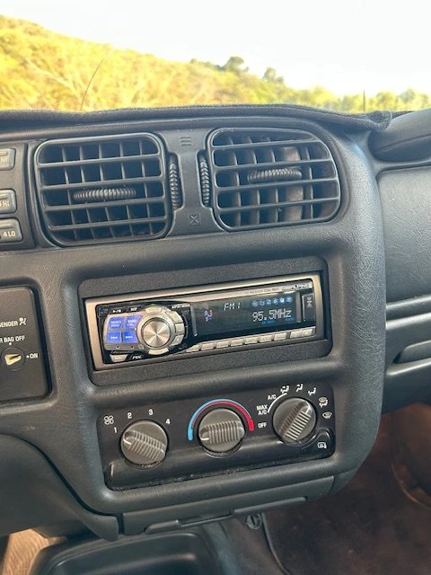 2000 Chevrolet S-10 Blazer 2nd Gen - Image 20 of 20