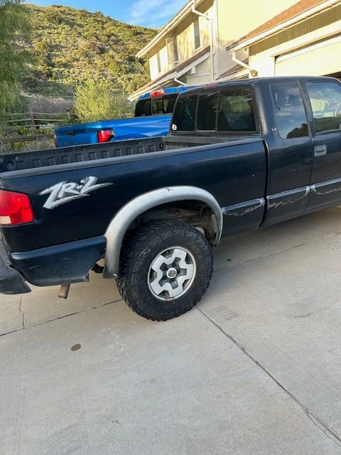 2000 Chevrolet S-10 Blazer 2nd Gen - Image 13 of 20