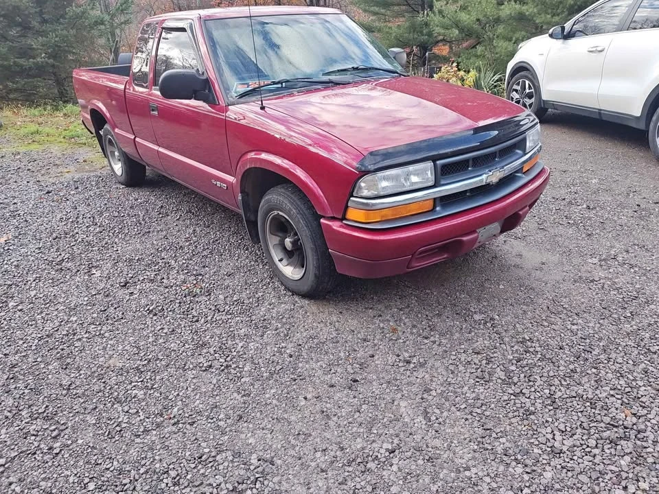 2000 Chevrolet S-10 Blazer 2nd Gen - Image 4 of 5