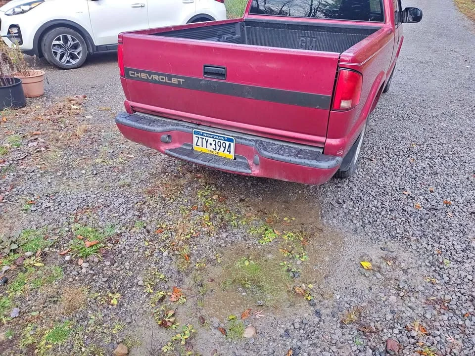 2000 Chevrolet S-10 Blazer 2nd Gen - Image 3 of 5