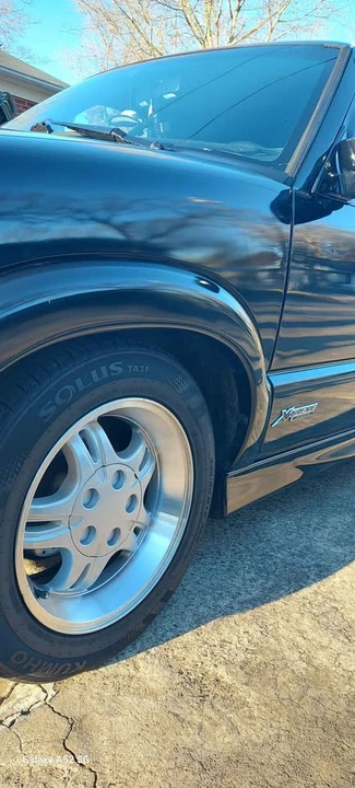 2000 Chevrolet S-10 - Image 18 of 19