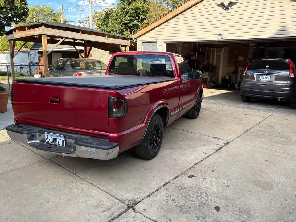 2000 Chevrolet S-10 - Image 6 of 8