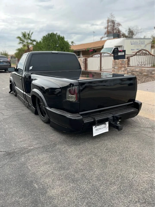 2000 Chevrolet S-10 - Image 16 of 17