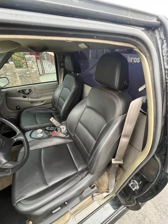 2000 Chevrolet S-10 - Image 9 of 17