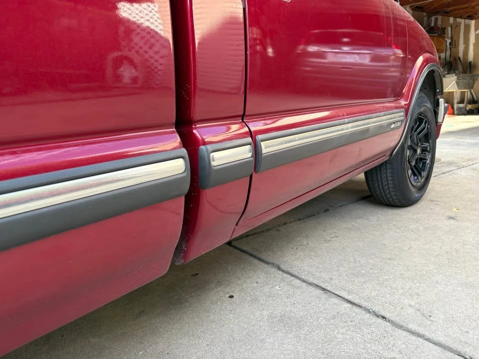 2000 Chevrolet S-10 - Image 3 of 8