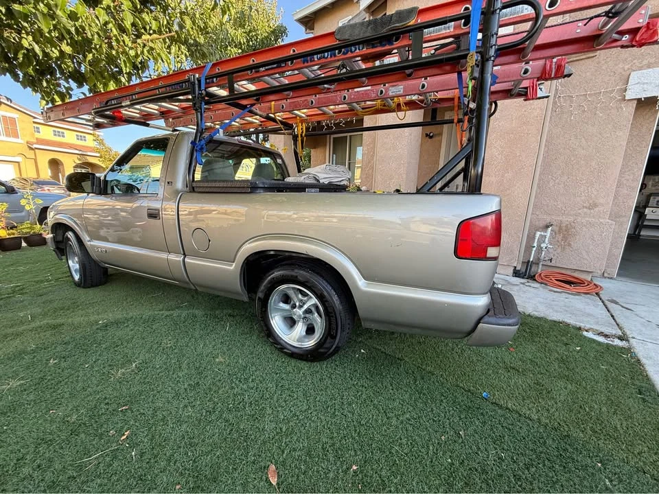 2000 Chevrolet S-10 - Image 4 of 8