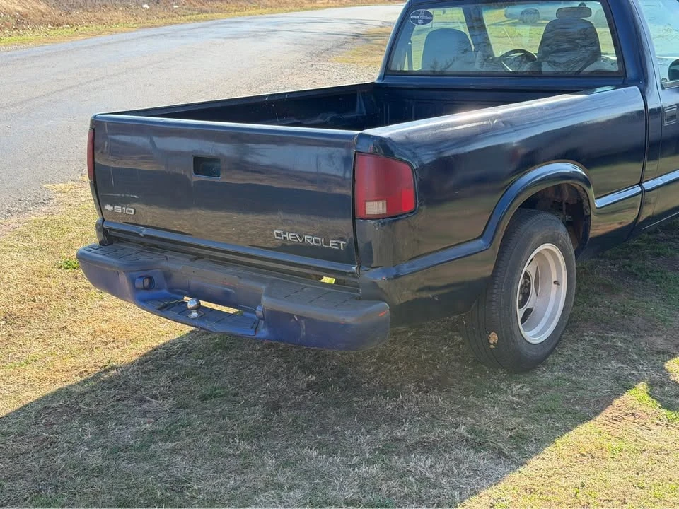 2000 Chevrolet S-10 - Image 6 of 7