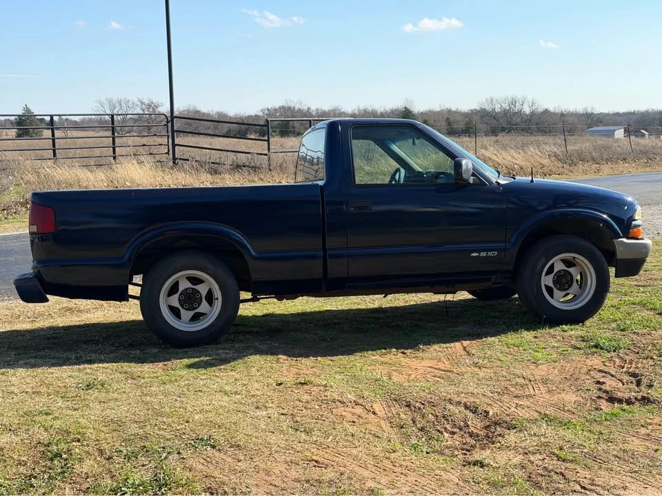 2000 Chevrolet S-10 - Image 5 of 7