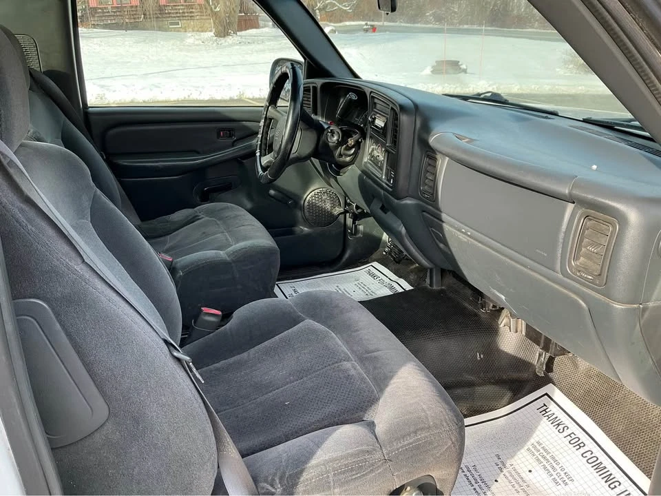 2000 Chevrolet Silverado 1st Gen - Image 16 of 17