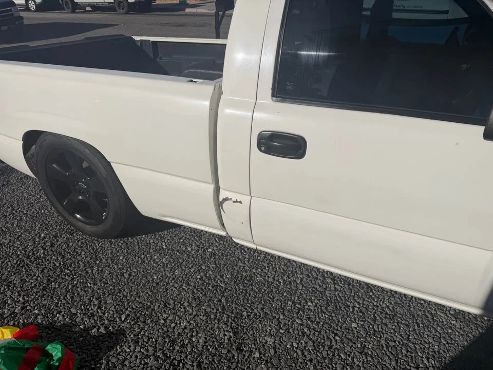 2000 Chevrolet Silverado 1st Gen - Image 11 of 12