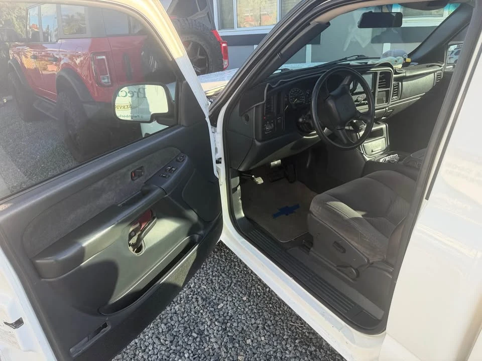 2000 Chevrolet Silverado 1st Gen - Image 7 of 12