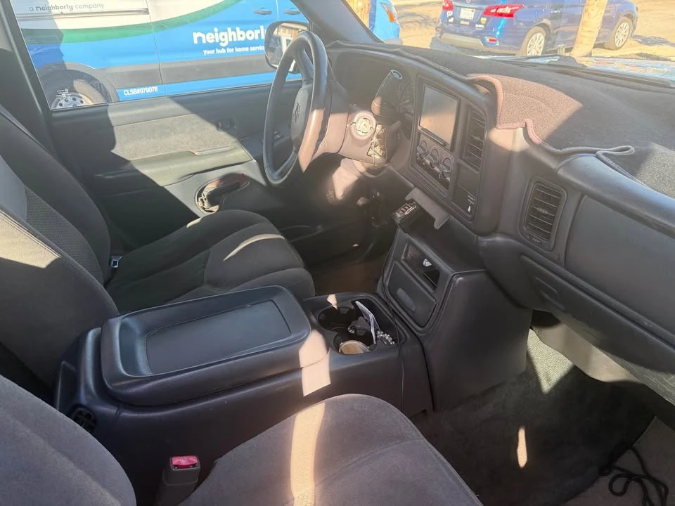 2000 Chevrolet Silverado 1st Gen - Image 10 of 12