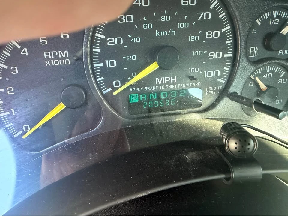 2000 Chevrolet Silverado 1st Gen - Image 6 of 12