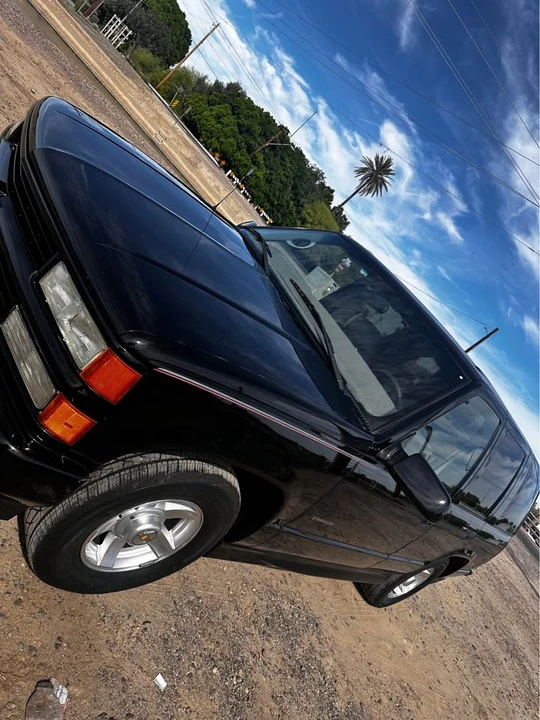 2000 Chevrolet Tahoe 2nd Gen - Image 4 of 13