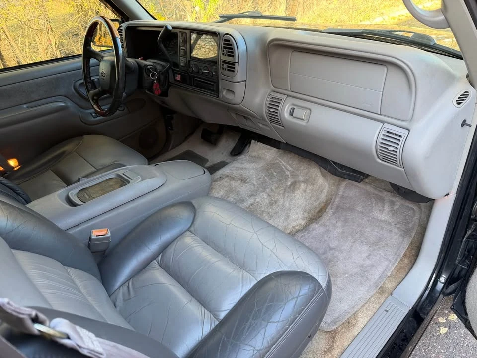 2000 Chevrolet Tahoe 2nd Gen - Image 8 of 17