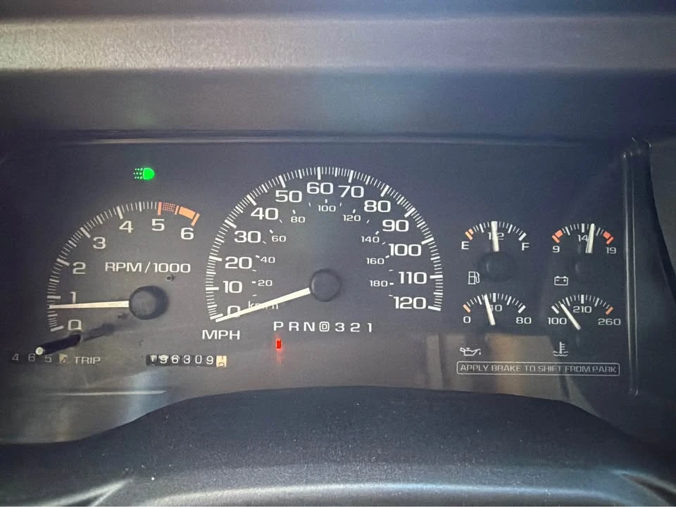 2000 Chevrolet Tahoe 2nd Gen - Image 11 of 17