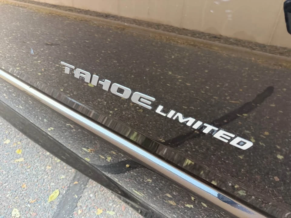 2000 Chevrolet Tahoe 2nd Gen - Image 15 of 17