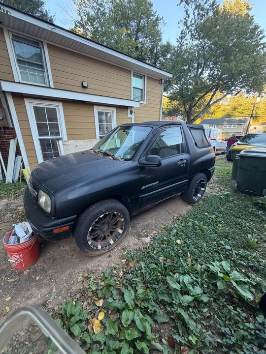 2000 Chevrolet Tracker - Image 3 of 10