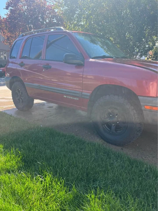 2000 Chevrolet Tracker - Image 10 of 13
