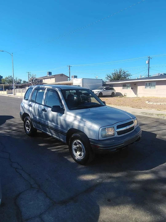 2000 Chevrolet Tracker - Image 3 of 9