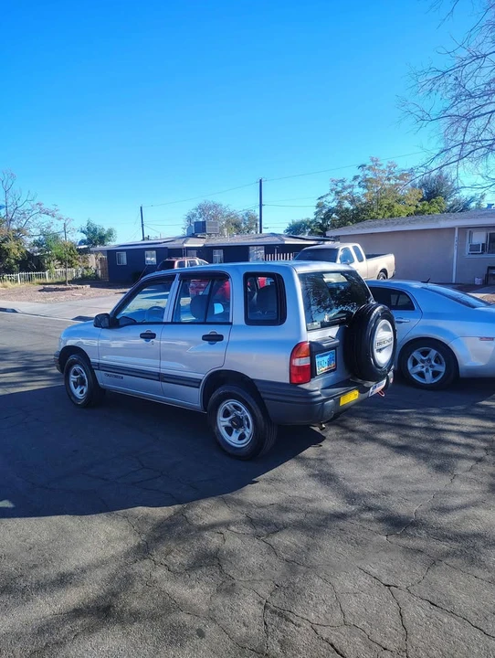2000 Chevrolet Tracker - Image 2 of 9
