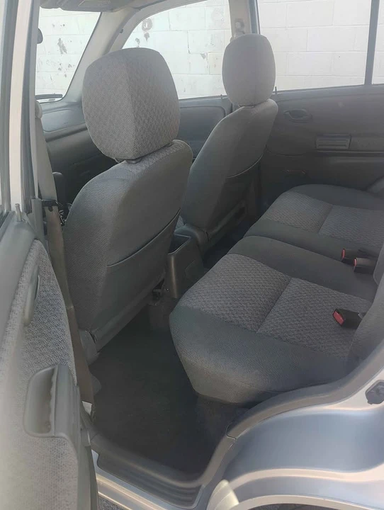 2000 Chevrolet Tracker - Image 8 of 9