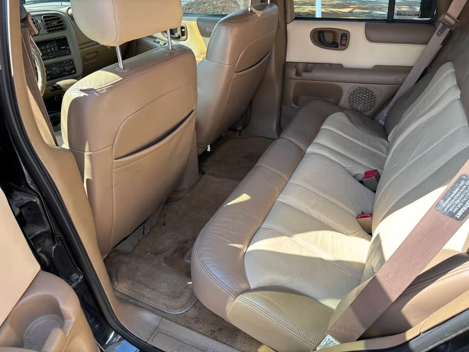2000 Chevrolet Trailblazer - Image 8 of 13