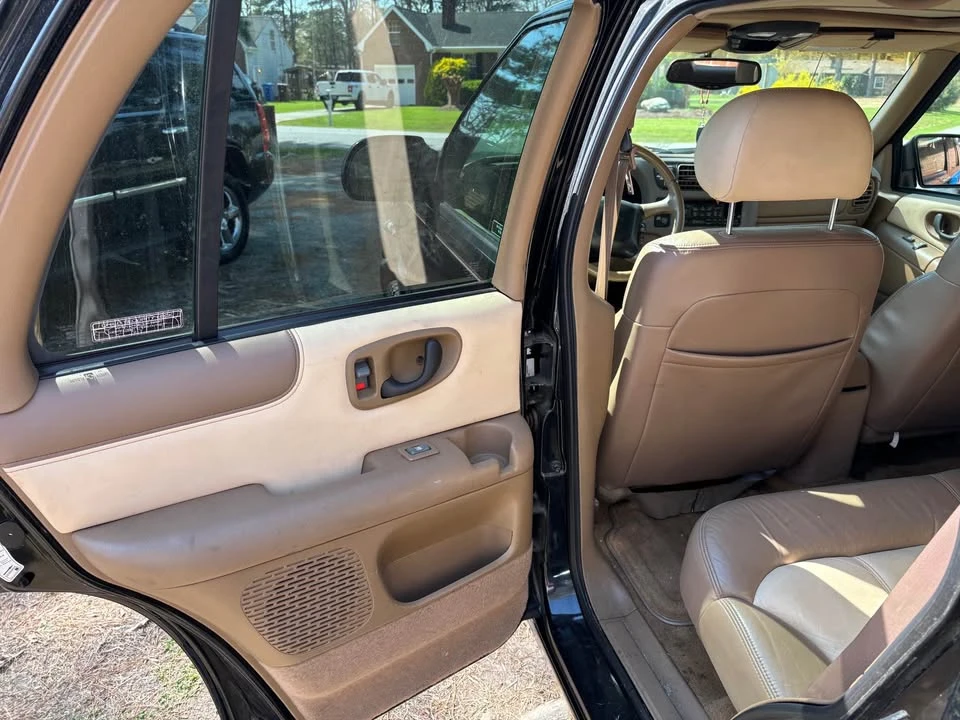 2000 Chevrolet Trailblazer - Image 7 of 13