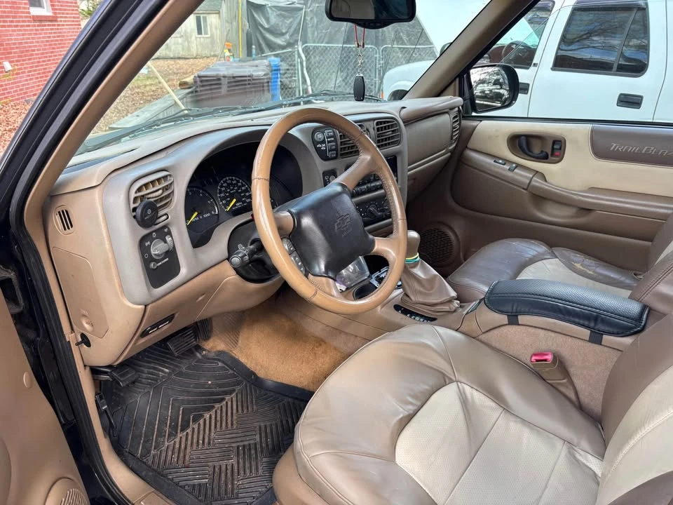 2000 Chevrolet Trailblazer - Image 3 of 13
