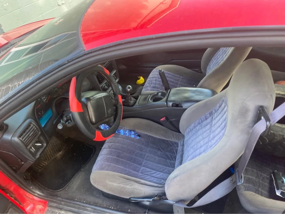 2000 Chevrolet Camaro 4th Gen - Image 6 of 7