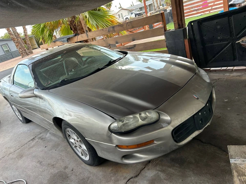 2000 Chevrolet Camaro 4th Gen - Image 2 of 3
