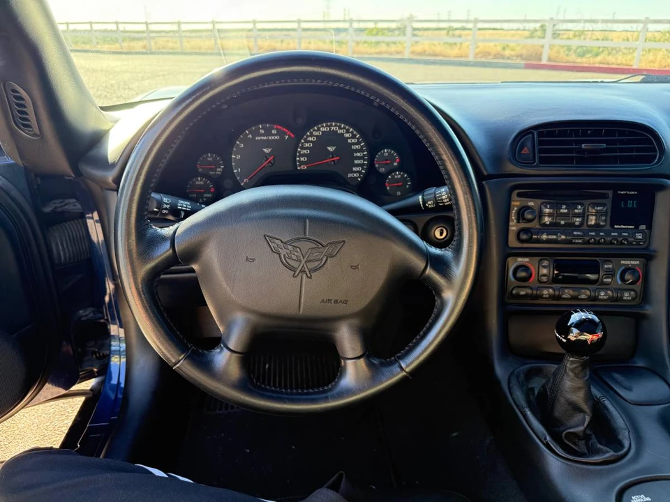 2000 Chevrolet Corvette C5 - Image 11 of 14