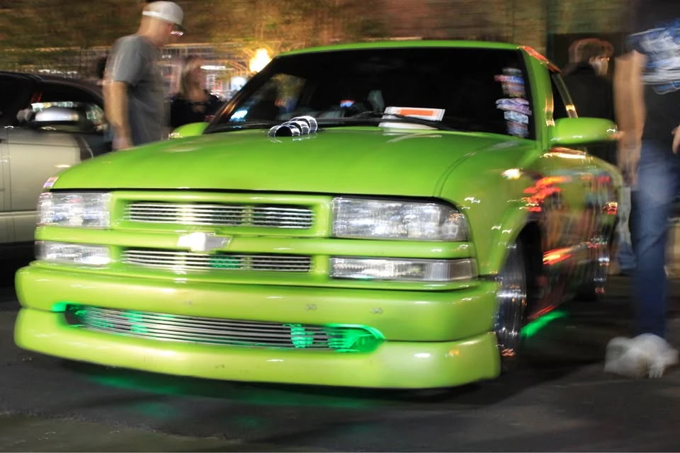 2000 Chevrolet S-10 - Image 2 of 17