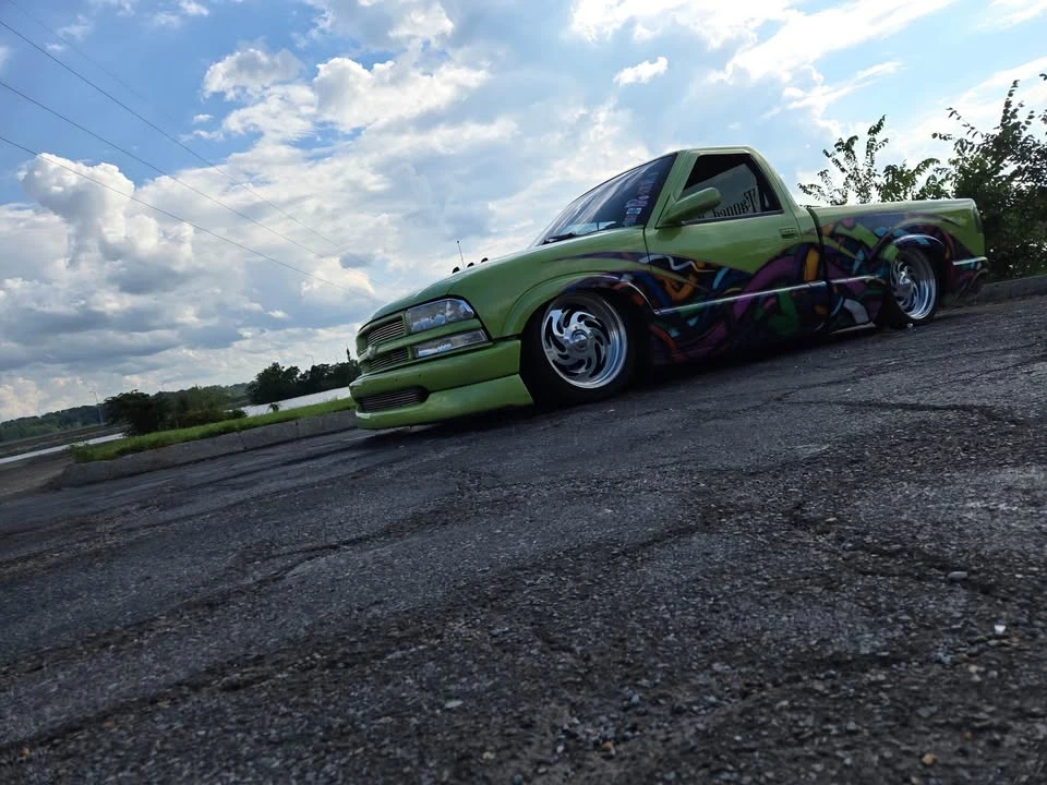 2000 Chevrolet S-10 - Image 11 of 17