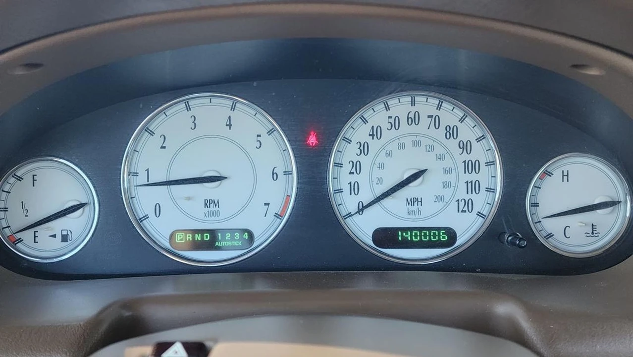 2000 Chrysler 300 - Image 18 of 21