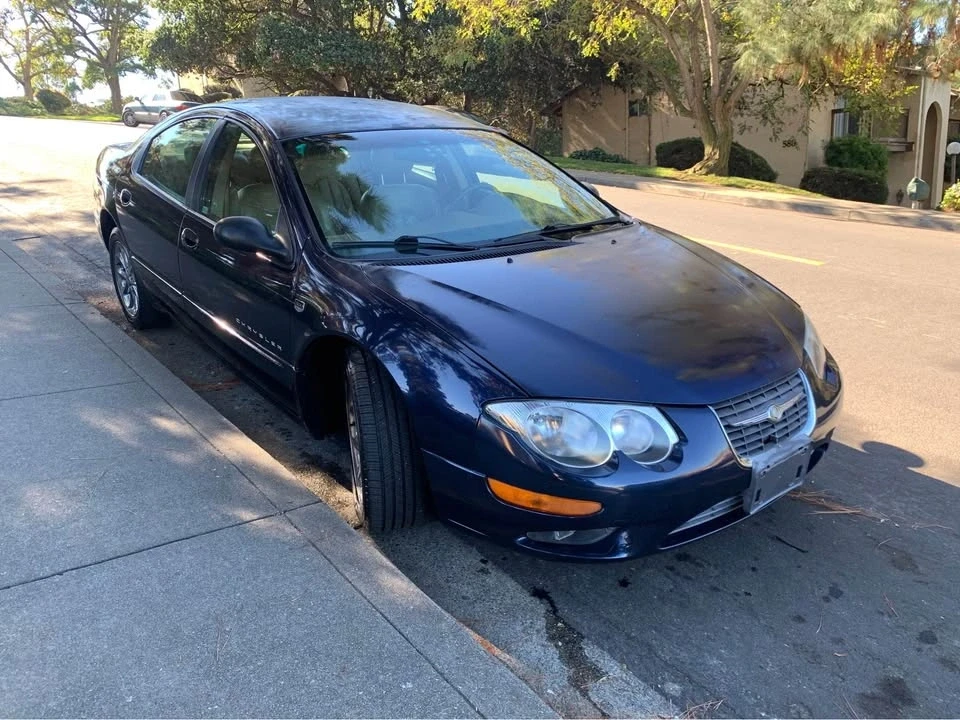 2000 Chrysler 300 - Image 7 of 17
