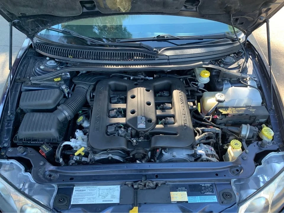 2000 Chrysler 300 - Image 14 of 17