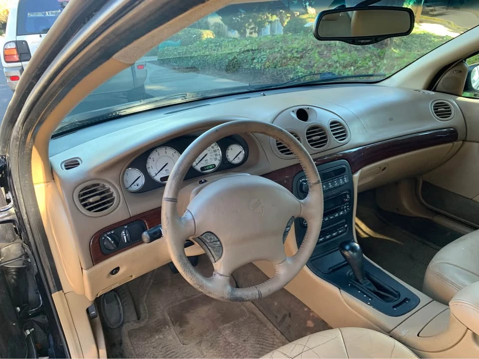 2000 Chrysler 300 - Image 11 of 18